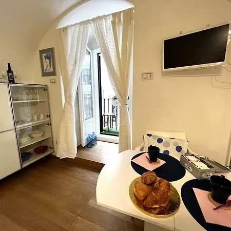 Tiny House In Centro Apartment