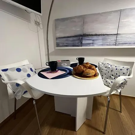 Tiny House In Centro * בארי