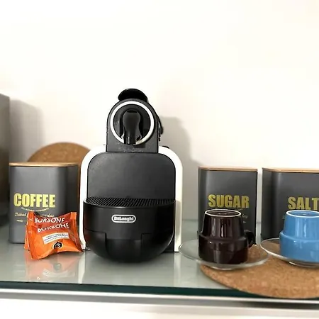 Tiny House In Centro Apartment