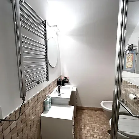 Tiny House In Centro Apartment Bari